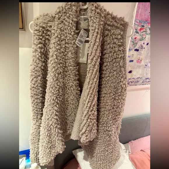 NWT Barefoot Dreams cascading women’s vest - size M - Picture 1 of 5